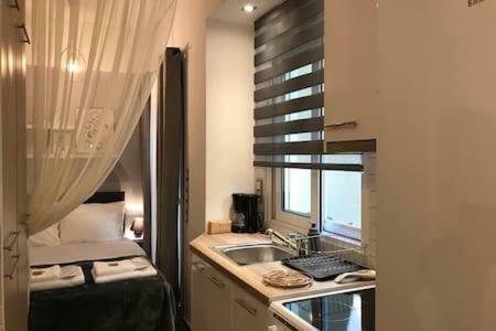 Cozy Studio 50M From Sea เอเธนส์ ภายนอก รูปภาพ